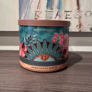 Warm Ocean Breeze Candle